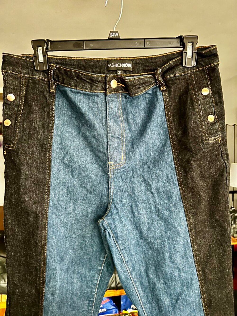 FASHION NOVA Busy Body Stretch Tailored JEANS Size: 16 - Picture 3 of 15